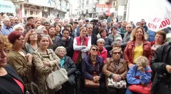 Burhaniye'de Akova da Aday Adaylığını Açıkladı