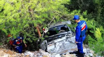 Hurdaya Dönen Araçtan Yaralı Kurtuldu