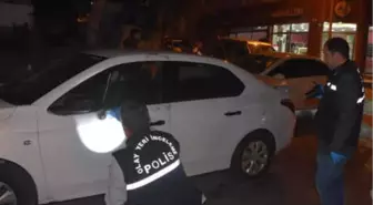 Akü Hırsızları Kaçarken, Polis Aracına Çarptı