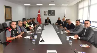 Başkan Dursun Ay Birim Müdürleri ile Görüştü