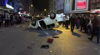 Ehliyetsiz ve Alkollü Sürücü, Park Halindeki Araçlara Çarpıp Takla Attı