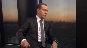 Medvedev: Yaptırımları Biz Başlatmadık, Bitirecek Olan da Biz Değiliz