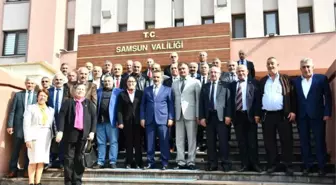 Muhtarlar Vali Kaymak'tan 'Muhtarlık Büroları' Konusunda Destek İstedi