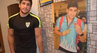 Mert Şişmanlar, Dünya Şampiyonası'nda 3. Oldu