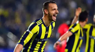 Roberto Soldado, Uzun Bir Aradan Sonra İlk 11'e Döndü