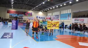 Jeopark Kula Belediyespor: 2 - Galatasaray: 3