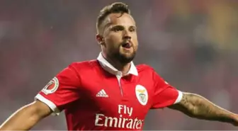 Benfica, Galatasaray'ın Seferovic'i Kiralama Teklifini Reddetti