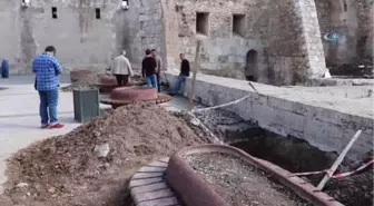 Çifte Minareli Medrese'nin Restorasyon Çalışmaları Sırasında Gün Yüzüne Çıkan Gizli Geçitler...