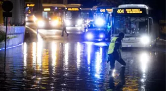 Fotoğraflarla: Roma'da Dolu Fırtınası ve Sel