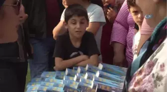 Konak'ta Cumhuriyet Coşkusu Sürüyor