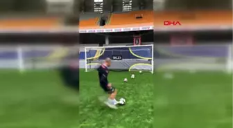 Spor Gökhan İnler'den Sıradışı Futbol Şov