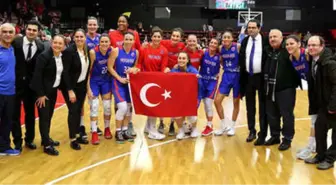 Mersin Büyükşehir Belediyespor - Ogm Ormanspor: 75-70