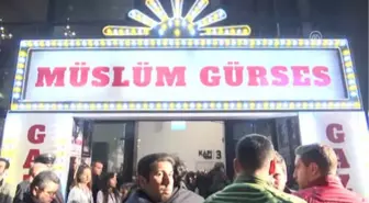 Müslüm' Filmi Gala Gösteriminde İzleyiciyle Buluştu