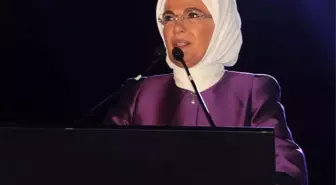 Emine Erdoğan: 'Kadına Şiddet İnsanlığa İhanettir'