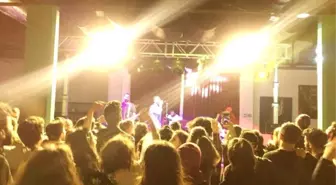 Alternatif Sahne'de Dip ile Muhteşem Gece