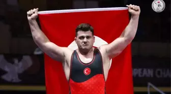 Rıza Kayaalp'i Hakemler Yendi