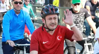 Tuzla'da Pedallar Cumhuriyet İçin Çevrildi