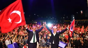 Adana'da Ferhat Göçer Rüzgarı