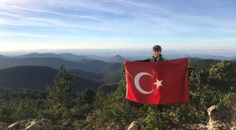 Cumhuriyet İçin Bin 670 Metre Tırmandılar