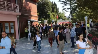 Yürüyen Köşk Rekor Kırdı
