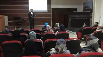 Erzincan'da Umre Seminerleri Başladı