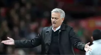 Manchester United Yönetimi, 110 Milyon Euro Transfer Bütçesi İsteyen Mourinho'nun İsteğini Reddetti