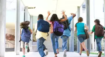 Okuldan Kaçan Çocukların Ailelerine Öneriler