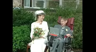 Stephen Hawking'in Kişisel Eşyaları Açık Artırma ile Satışa Sunuluyor