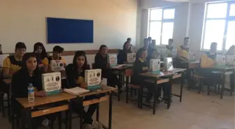 Belediye'den Öğrencilere Kitap Desteği