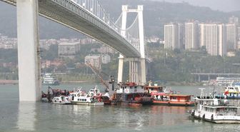 Seyir Halindeki Otobüste Yolcuyla Şoför Kavga Etti: 15 Ölü