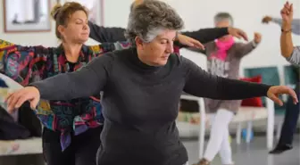 Yenimahalle'de İkinci Bahar Merkezlerinde Dans Kursları Başladı