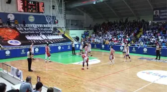 Kocaeliler, Kağıtspor Erkek Basketbol Takımı'nı Yalız Bırakmadı