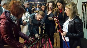 Kültür Bakanı Ersoy'un Eşi Pervin Ersoy, Devrek Bastonuna Hayran Kaldı