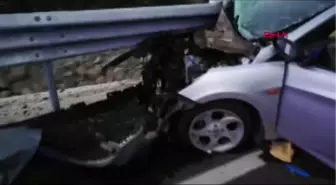 Kahramanmaraş Bariyer Otomobile Ok Gibi Saplandı: 1 Ölü, 1 Yaralı