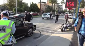 Adana Otomobil, Polis Motosikletine Çarptı; 2 Polis Yaralandı