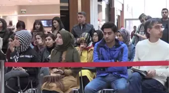 Oyuncu ve Yönetmen Piyes: 'Toplumsal Konularda Tavizim Sıfır'