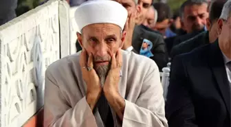 Şehit Kaymakam Safitürk Kabri Başında Dualarla Anıldı