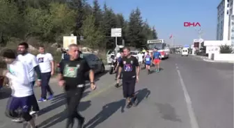 Spor Afyonkarahisar'da Atatürk Yol Koşusu Yapıldı
