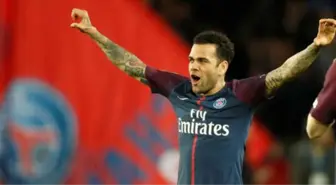 Dani Alves, İngiltere Premier Ligde Oynamak İstediğini Açıkladı