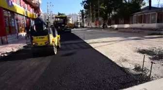 Parke Taşlı Cadde Asfaltlanıyor