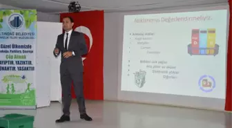 Temizlik ve Geri Dönüşüm Seminerlerine Tam Gaz Devam