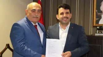 Erol Şahin Aday Adaylığı Müracaatını Yaptı