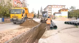 Bilecik Belediyesi'nden Yağmur Suyu Hatları ve Kaldırım Çalışmaları