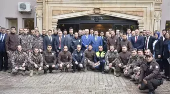 Mardin'de Polislerin Mutlu Günü