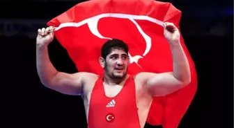 Milli Güreşçi Osman Yıldırım Dünya 2.'si Oldu