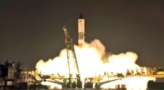 Rusya Uzaya 2 Buçuk Ton Su ve Yakıt Gönderdi