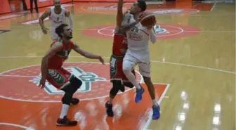 Banvit - Pınar Karşıyaka: 84-75