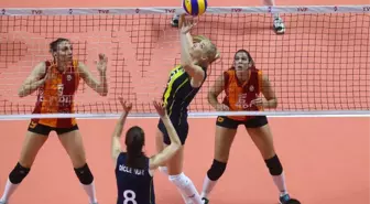 Vestel Venüs Sultanlar Ligi: Fenerbahçe: 3 - Galatasaray: 0