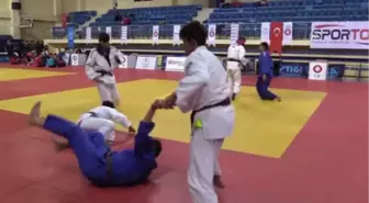 Judoda 203 Madalya Gururu