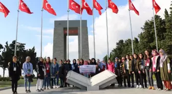 Cumhuriyet'in Kızları Yakutiye Belediyesi Katkısıyla Tarih Gezisi Yaptı